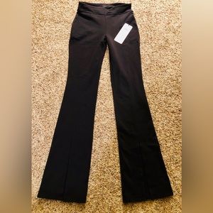 Alo Yoga Airbrush High-Waist Flutter Legging